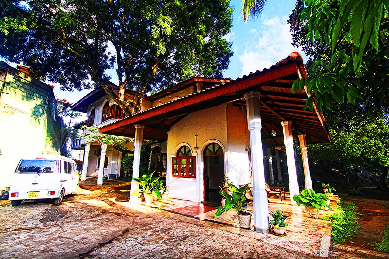 Rockwood Villa Kandy Bagian luar foto